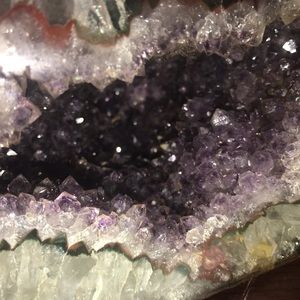 Huge raw Amethyst with massive Druzy pocket